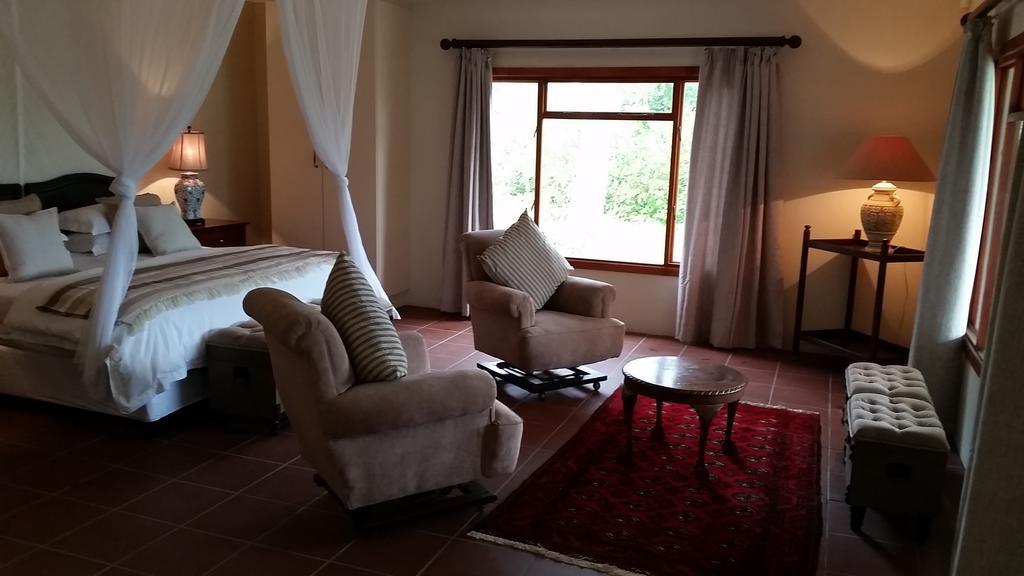 Umlambo River Lodge Kirkwood Eksteriør billede